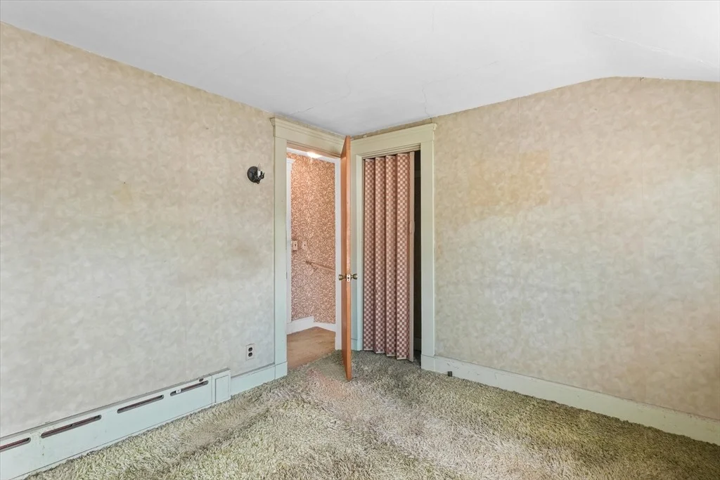 Photo of 335 Lincoln Ave