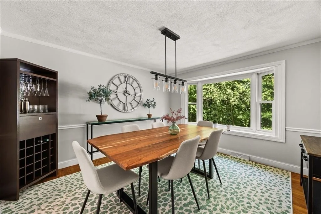 Photo of 74 Lakeview Rd