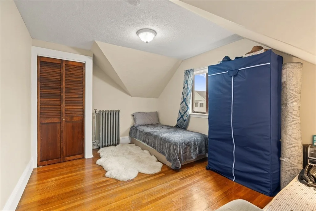 Photo of 48R Tappan Pl