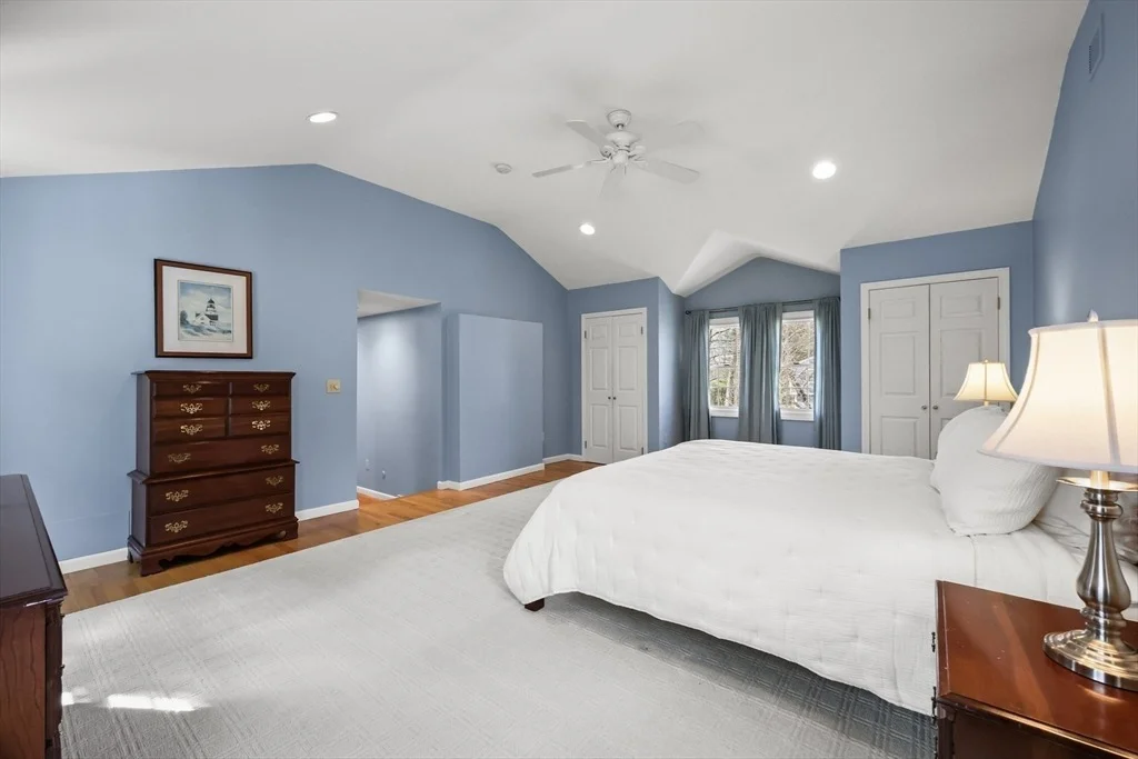Photo of 9 Metacomet Road