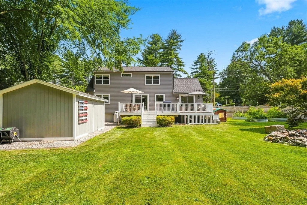 Photo of 148 Lost Lake Dr