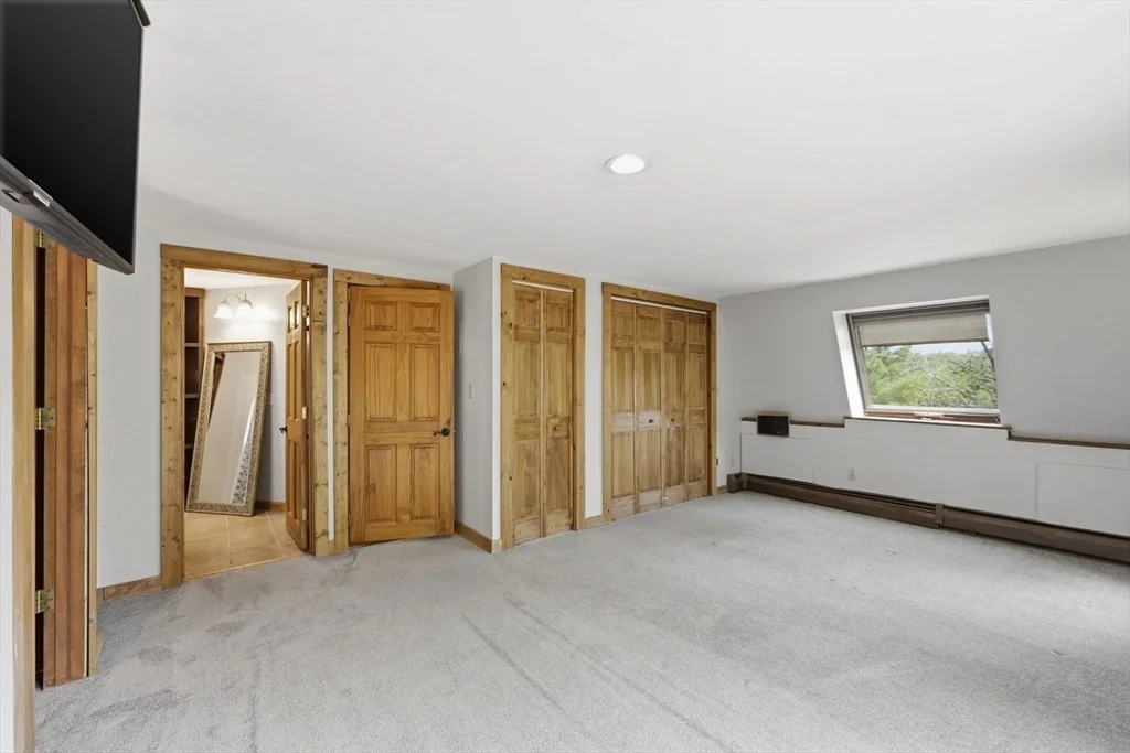 Photo of 20 Greenwich Plains Rd