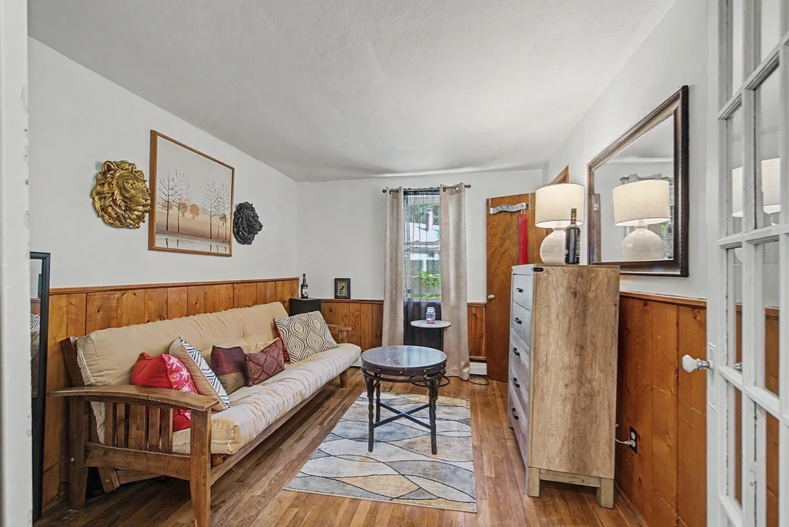 Photo of 369 Breckwood Blvd