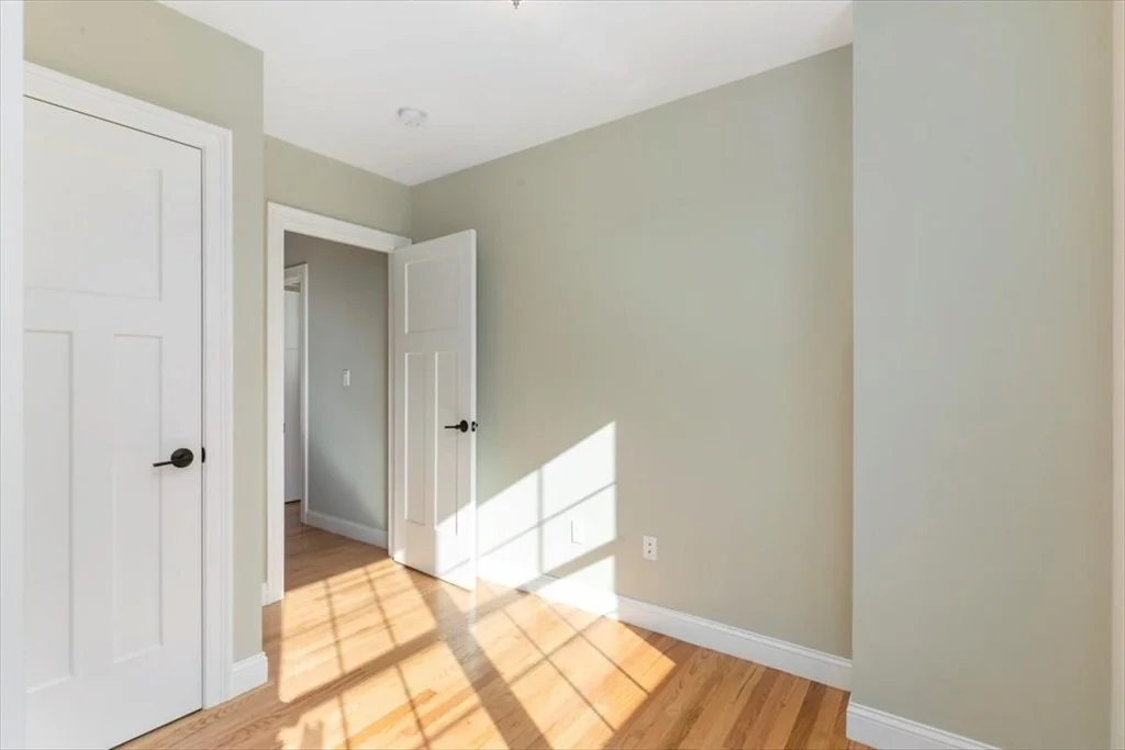 Photo of 799 Lowell Street