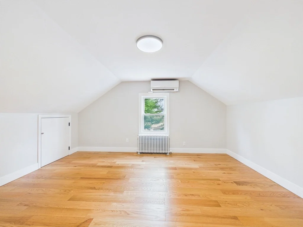 Photo of 9 Burt St