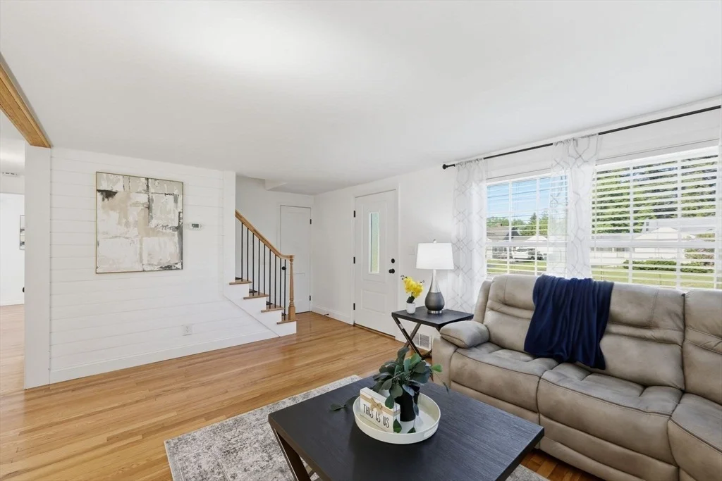 Photo of 97 Maebeth St