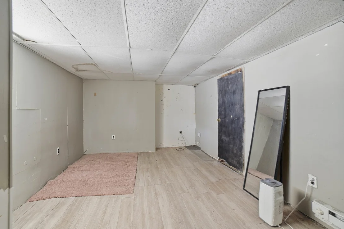 Photo of 36 Putnam Ave