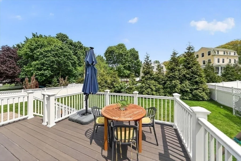 Photo of 11 Planters Field Ln