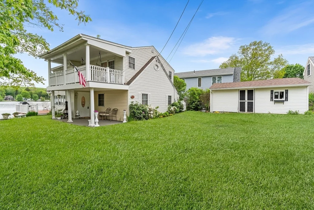 Photo of 11 Bayside Dr