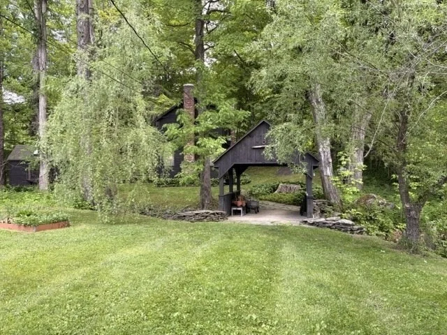 Photo of 965 Conway Rd