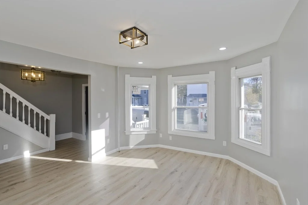 Photo of 90 Cambridge St