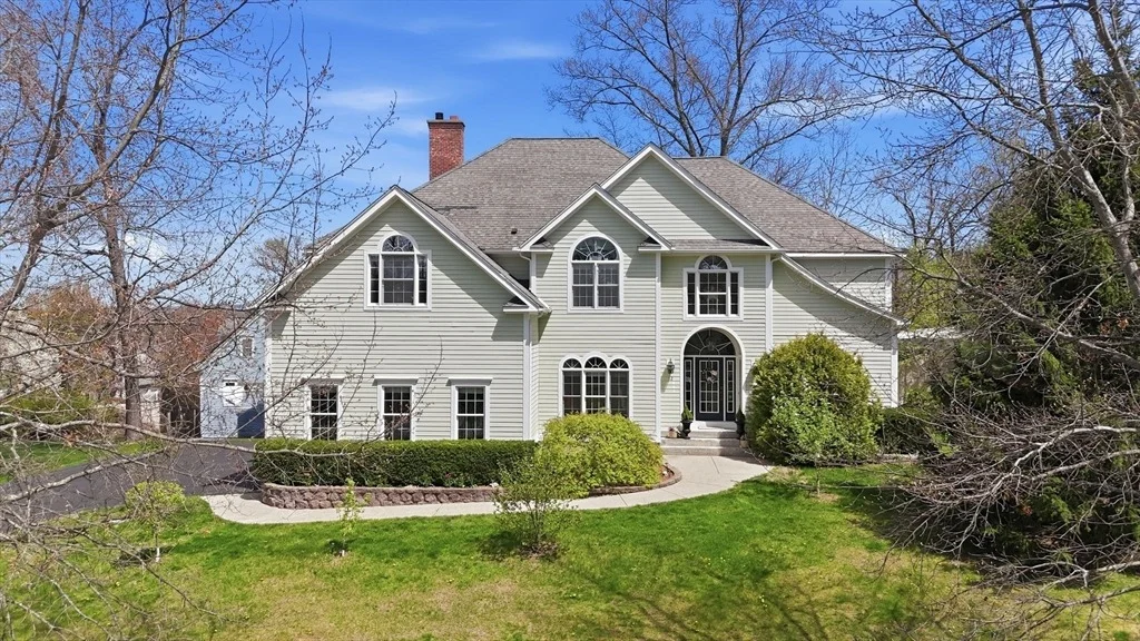 Photo of 12 White Pine Road