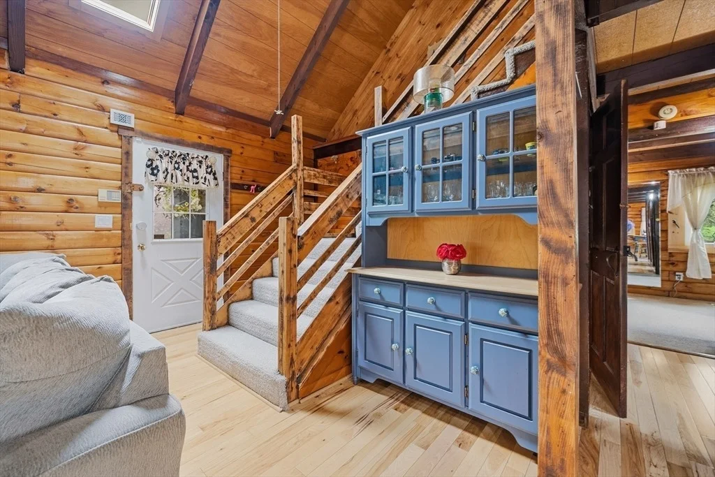 Photo of 35 Chestnut Dr