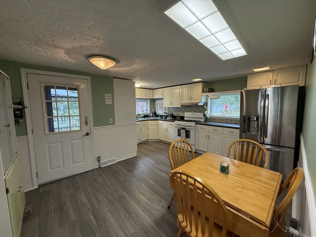 Photo of 21 Freeman Ave