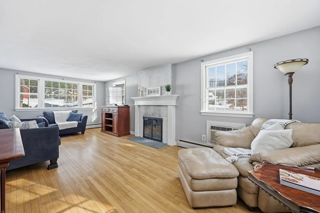 Photo of 276 Pond Street