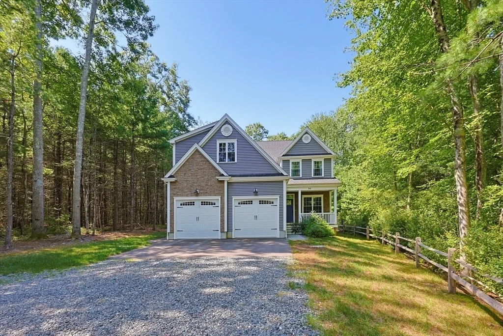 Photo of 74 King Philip Rd