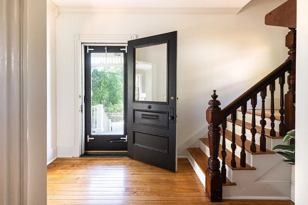 Photo of 147 Lowell St