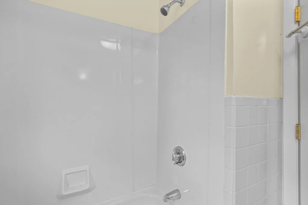 Photo of 32 Prior Drive