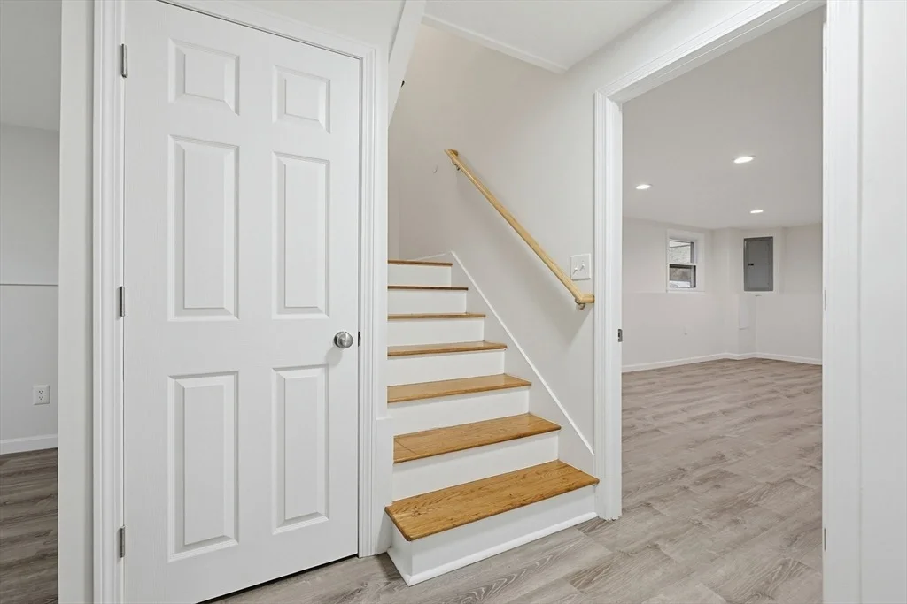 Photo of 58 Ray Ave