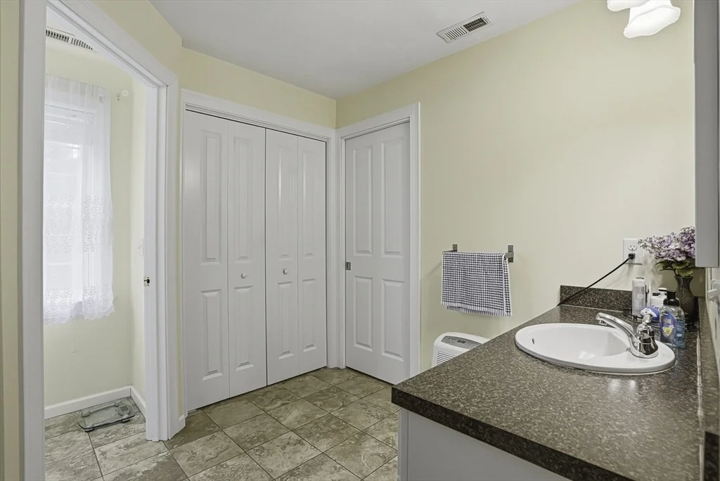 Photo of 378 Moon Hill Rd