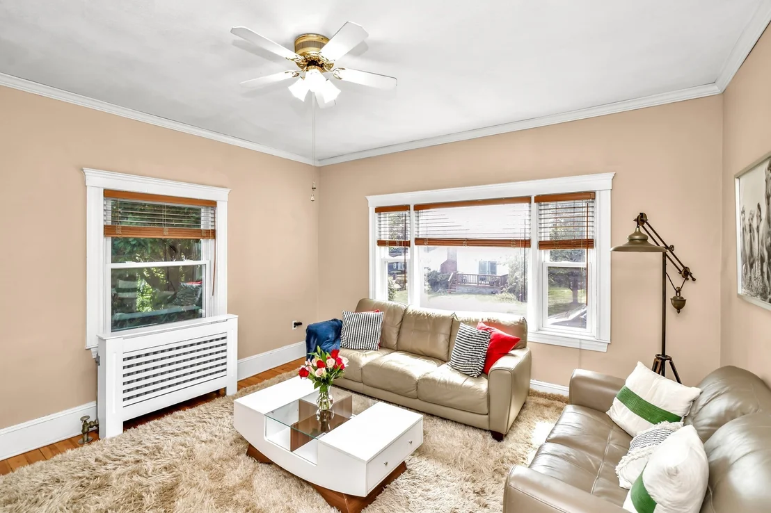 Photo of 7 Williams Ave