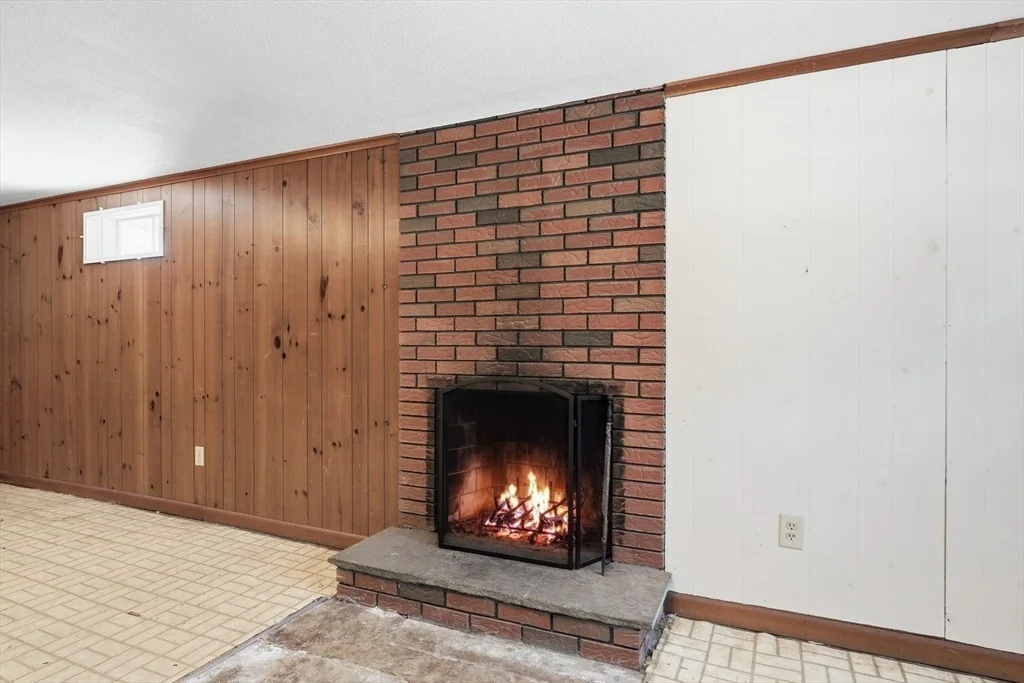 Photo of 132 Pondview Dr