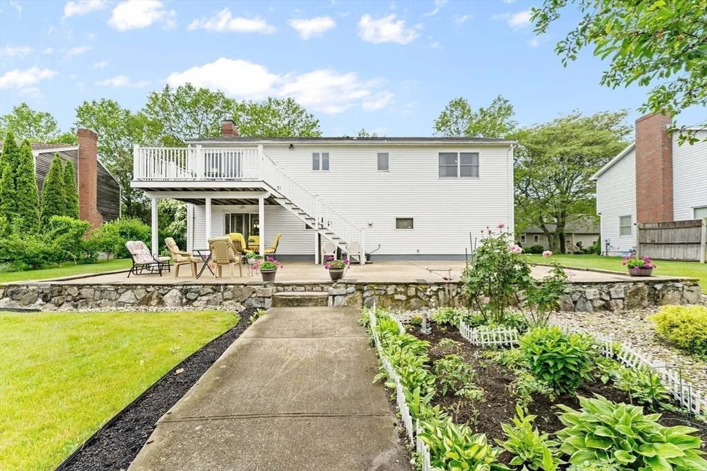 Photo of 9 Clark Ave