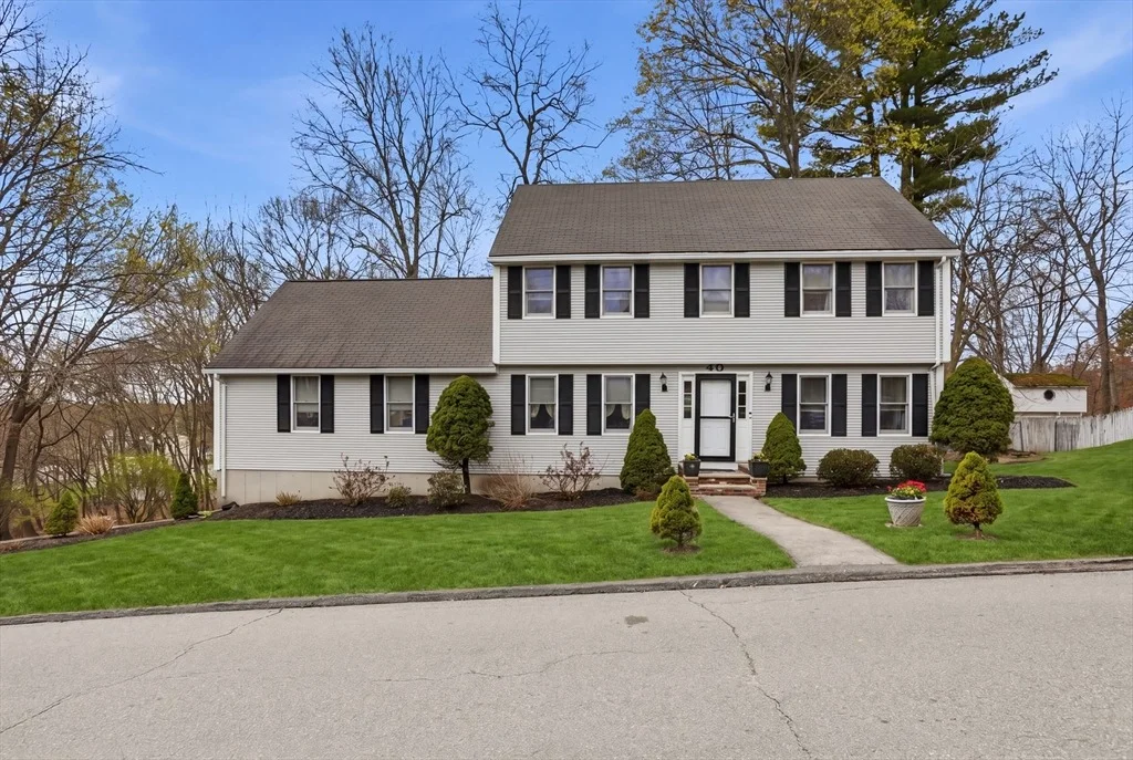 Photo of 40 Hillcrest Ave