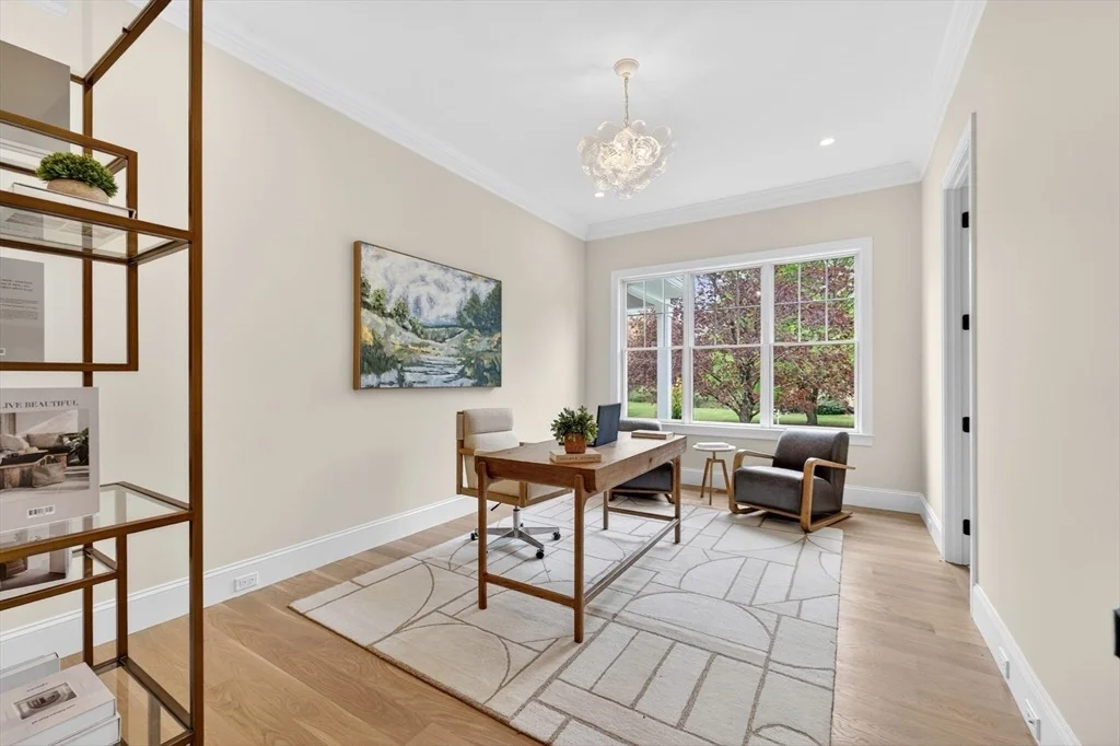 Photo of 8 Crestview Road