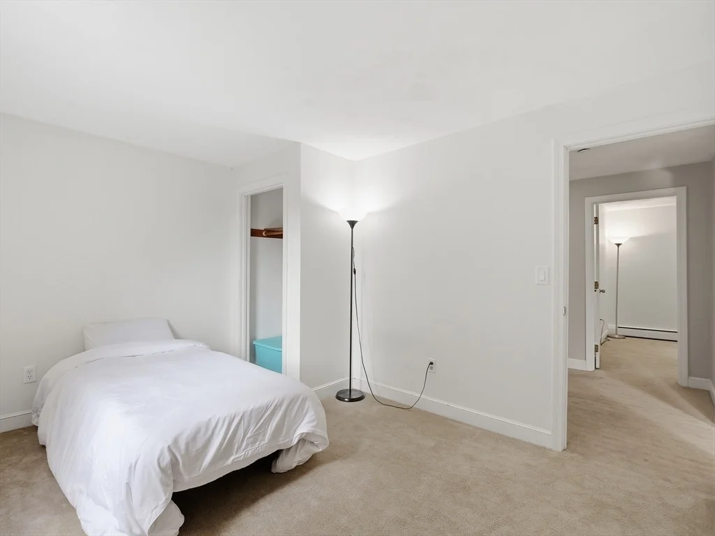 Photo of 4 Nicoll Dr