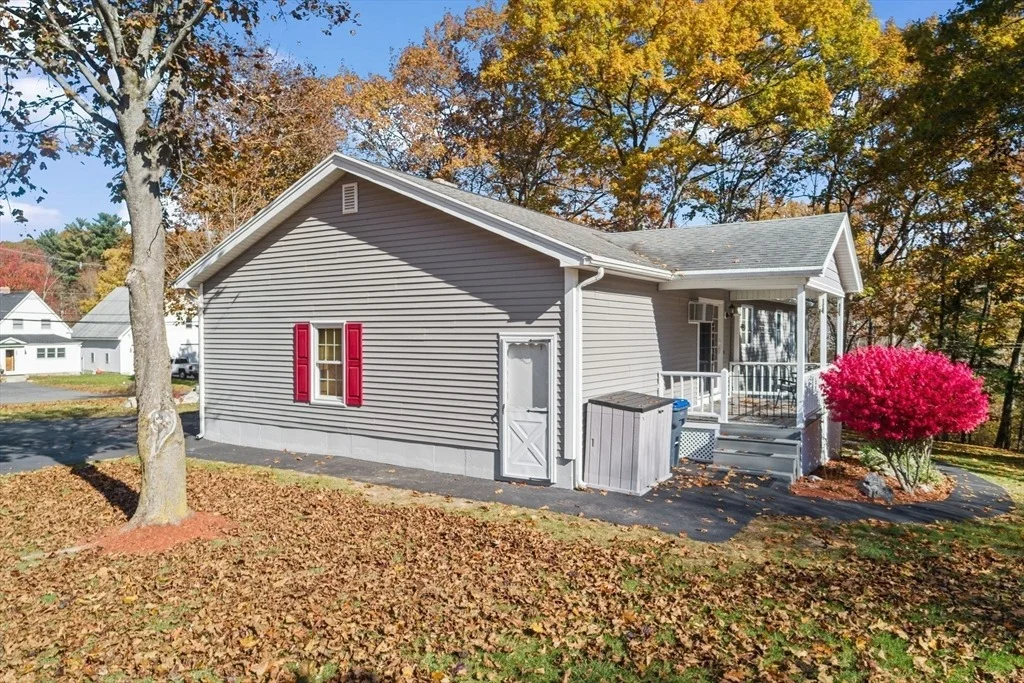Photo of 128 West St