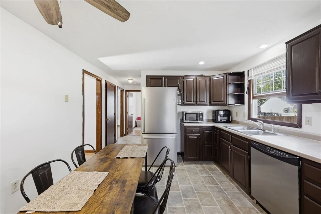 Photo of 164 Arnold Ave