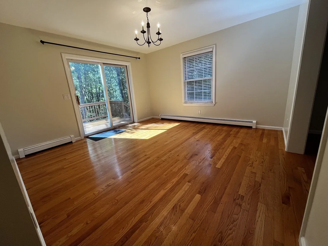 Photo of 8 Pinewood Rd