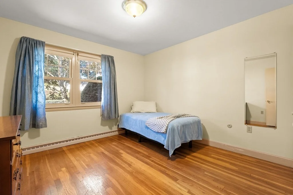 Photo of 39 Walsh Ave