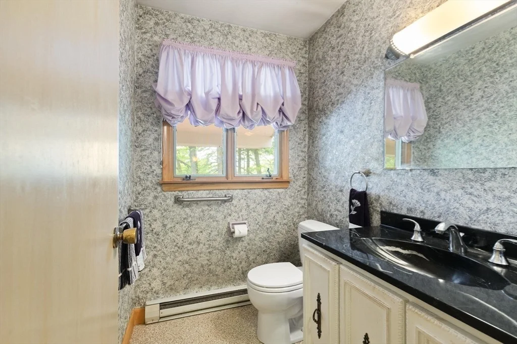 Photo of 27 Juniper St