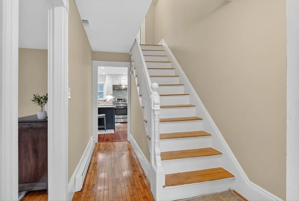 Photo of 52 Maple St