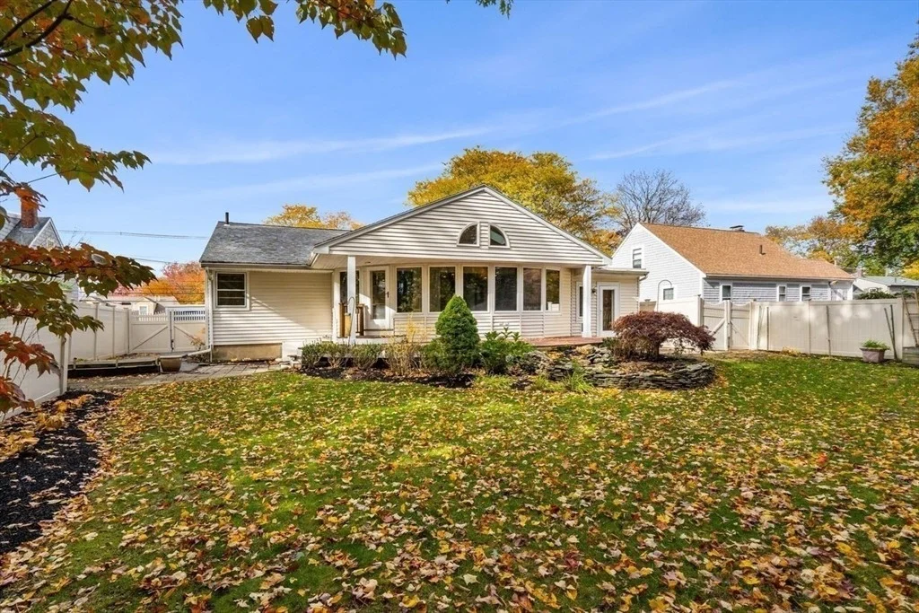 Photo of 215 West Shore Dr