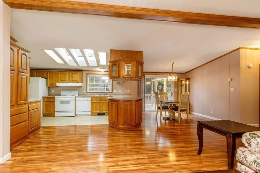 Photo of 90 Earl Drive