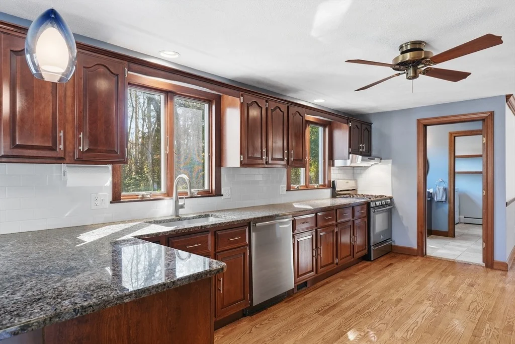 Photo of 10 Oxbow Rd