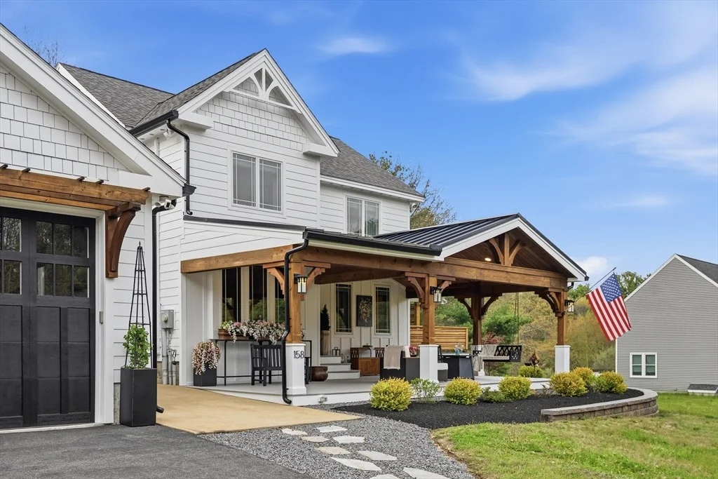 Photo of 158 Pinecrest Rd