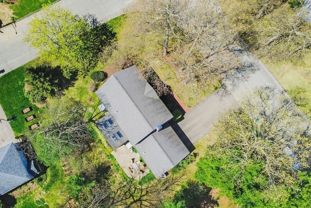 Photo of 192 Fairway Dr