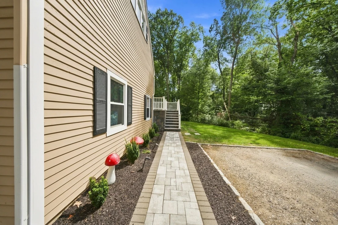 Photo of 134 Parker Rd