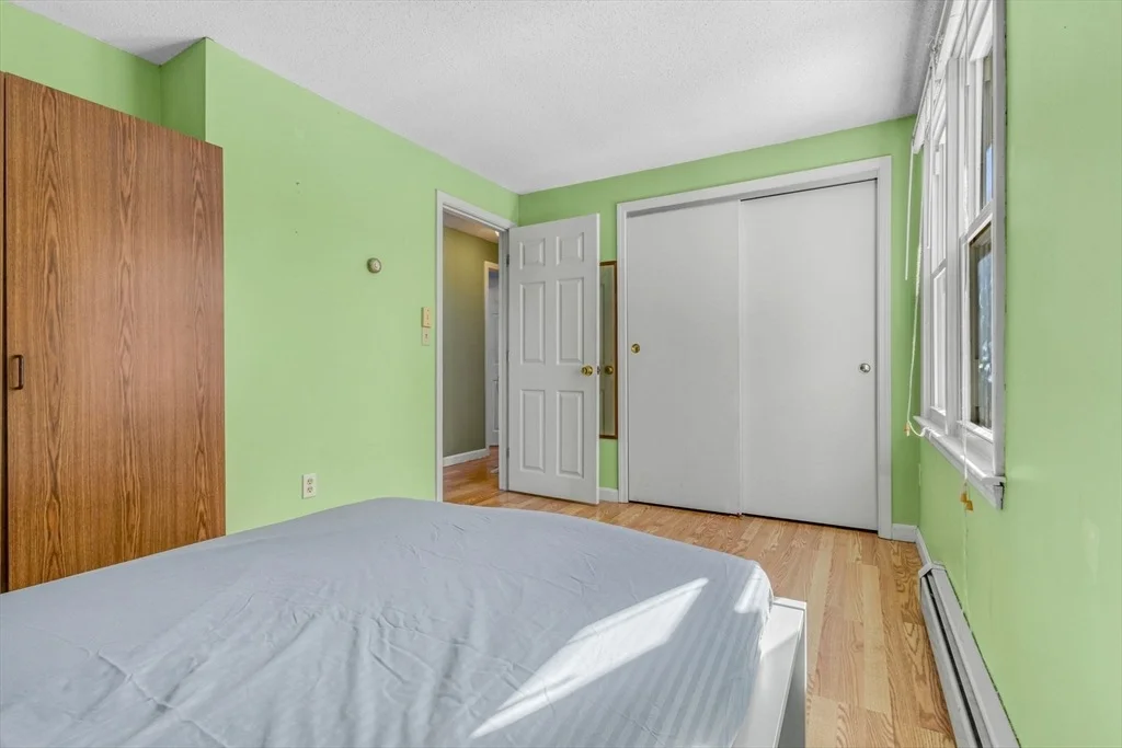 Photo of 46 Vincent Cir