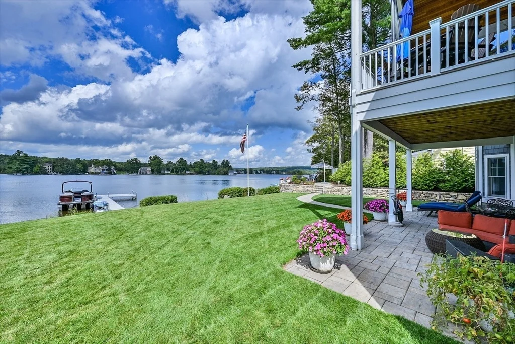 Photo of 15 Bates Grove Rd