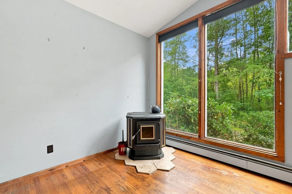 Photo of 241 Warren Wright Rd