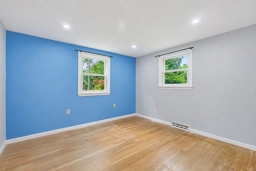 Photo of 304 Primrose Hill Rd