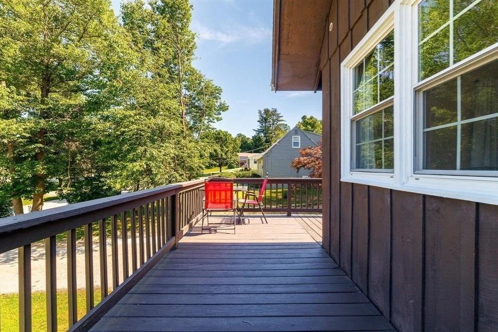 Photo of 33 Lakeview Ave