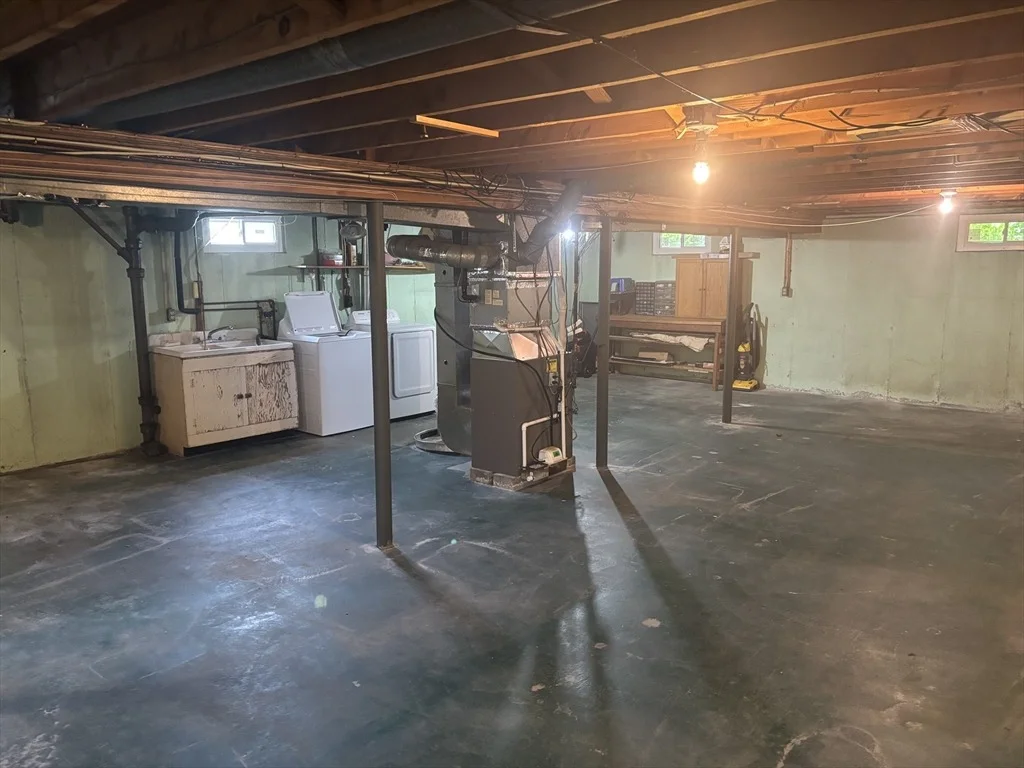 Photo of 81 Poplar St