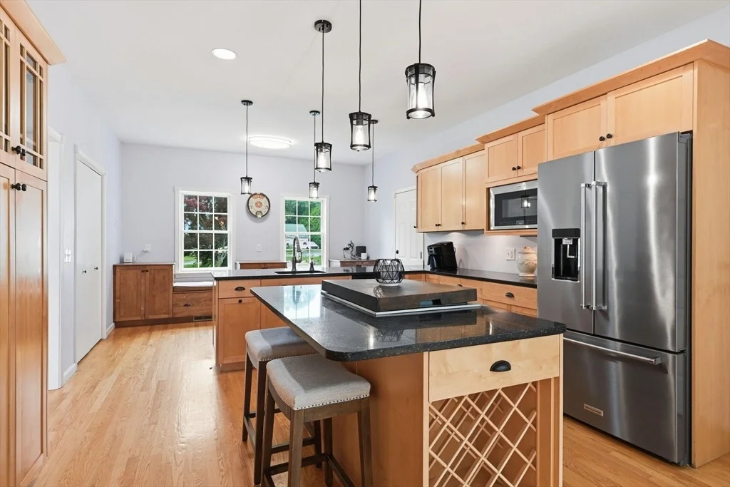 Photo of 20 Raymond Cir