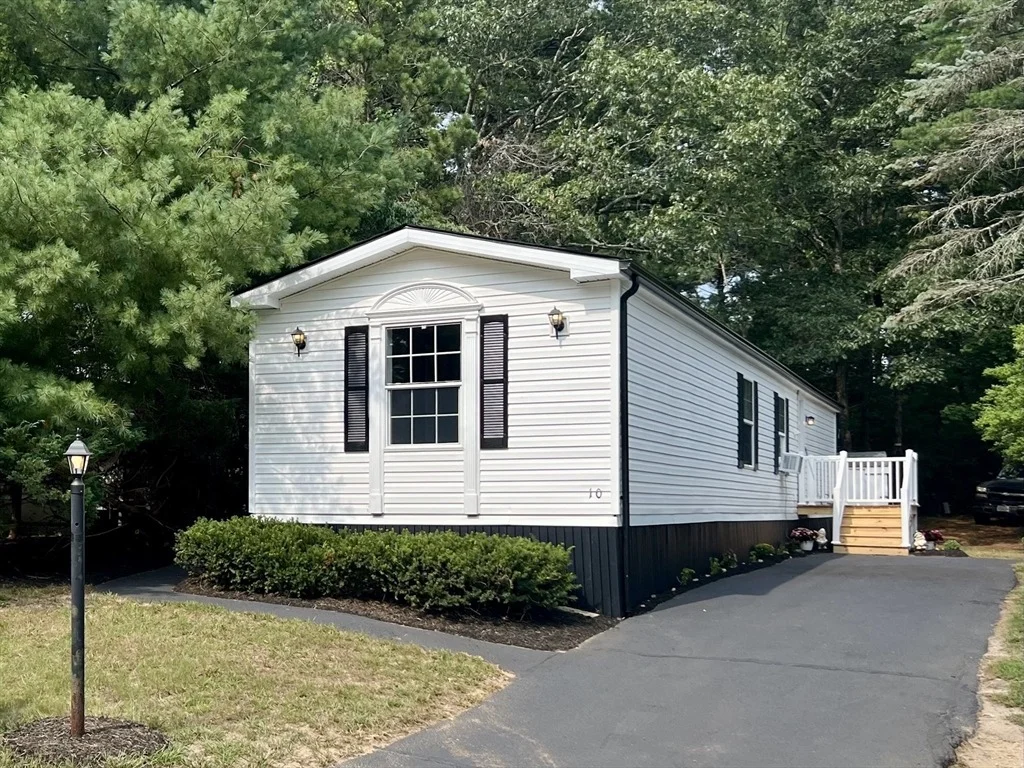 Photo of 10 David Road
